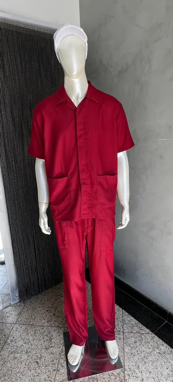 Conjunto Camisa Manga Curta Vermelha e Calça 2 — Artveste Uniformes