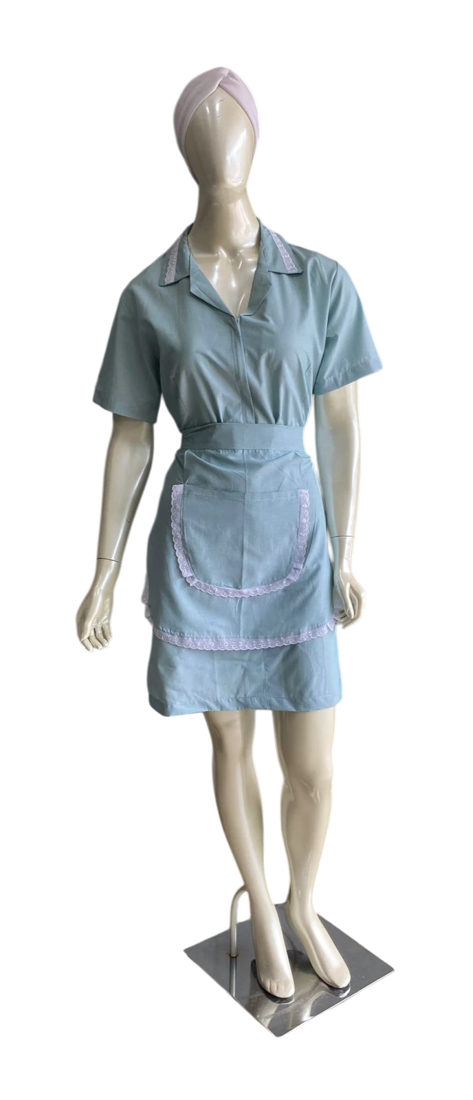 Vestido Azul Esverdeado com Avental de Renda — Artveste Uniformes